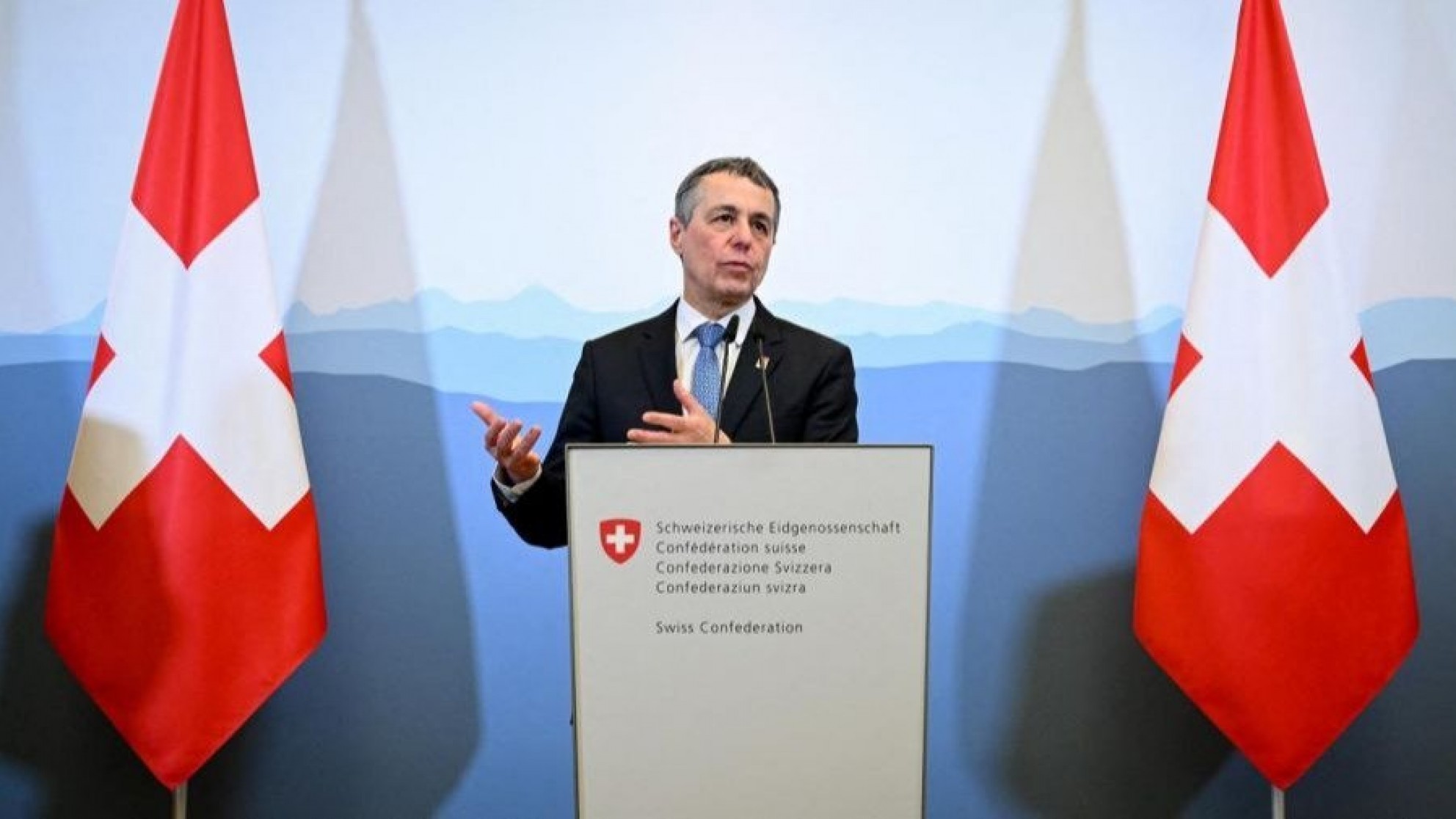 Histórico: Suiza adoptó las mismas sanciones que la UE contra Rusia y congela los activos de Putin